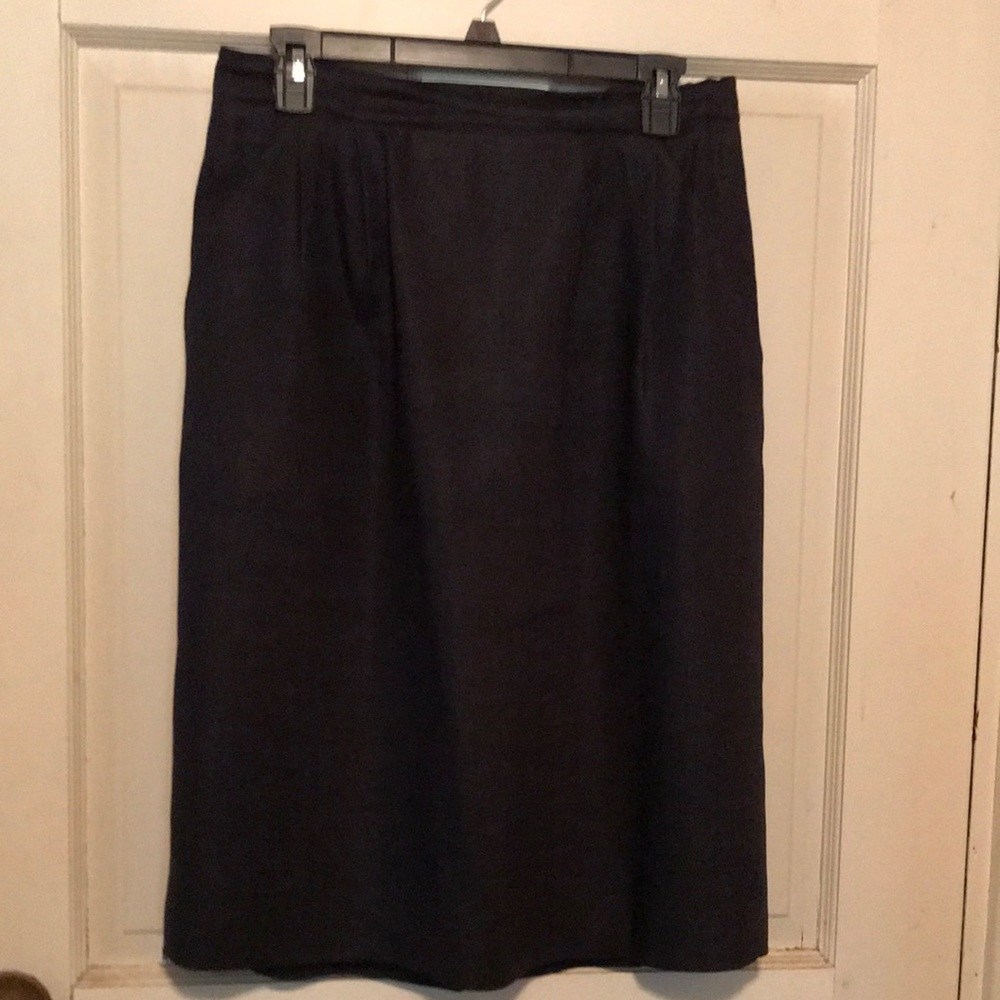 Valerie Stevens Linen Skirt